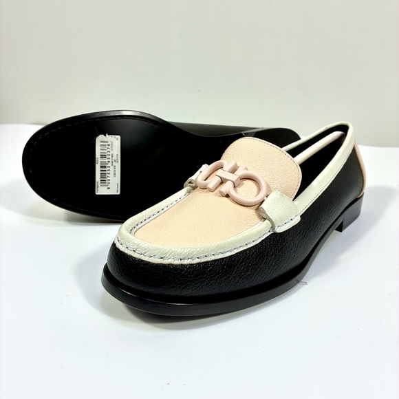 Salvatore Ferragamo Gancini Leather Colorblock Loafers 8.5 Black Pink Ivory NEW - Picture 6 of 17